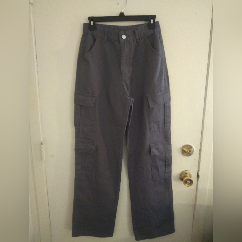 SHEIN Cargo Jeans - Picture 9 of 10